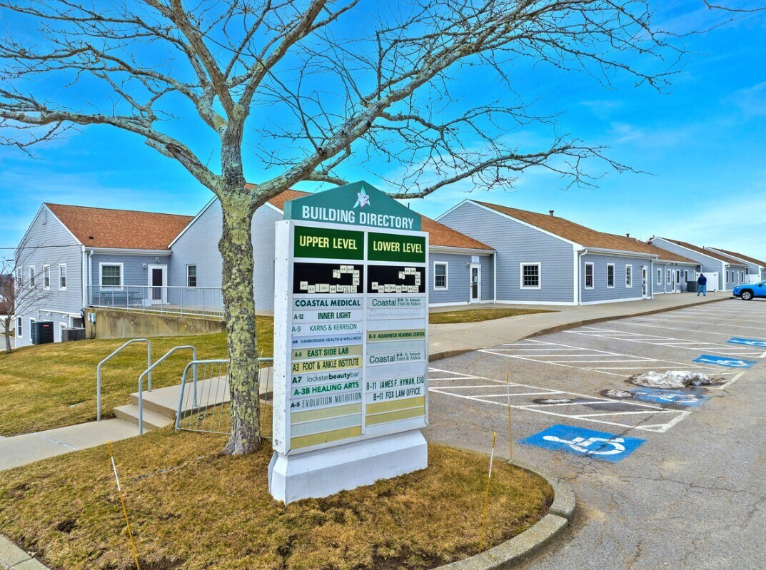 850 Aquidneck Ave, Middletown, RI for Sale