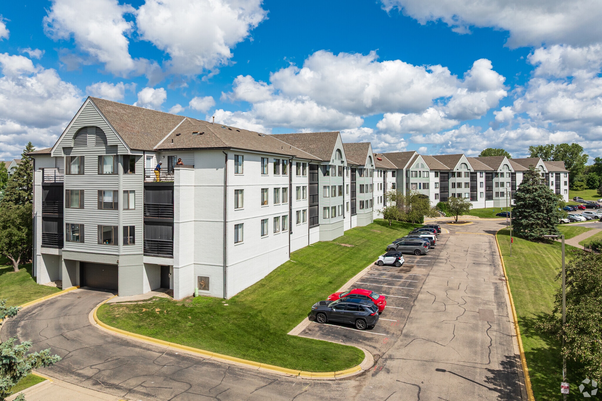 1180 Cushing Cir, Saint Paul, MN for Sale