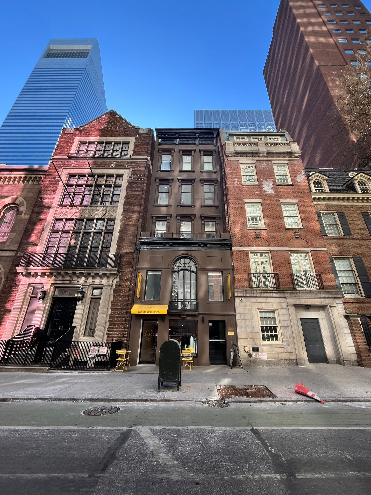 122 E 55th St, New York, NY for Sale