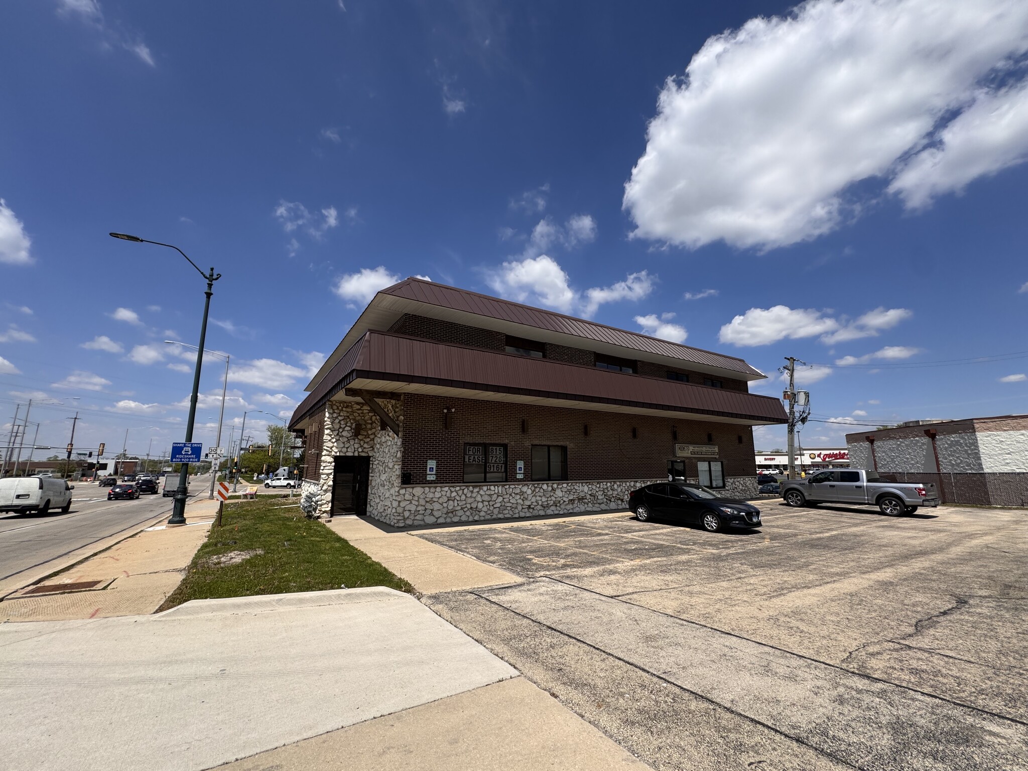 1523 Plainfield Rd, Joliet, IL for Rent