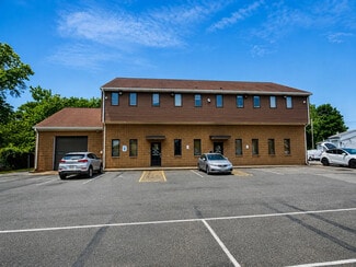 Somerset, MA Retail - 1821 County St