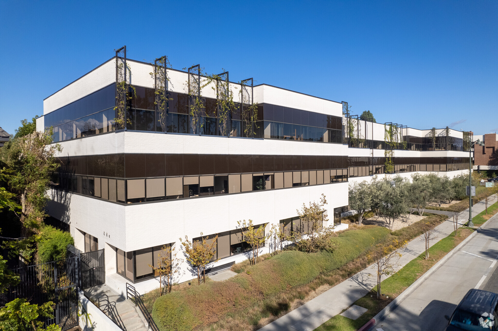 4525 Wilshire Blvd, Los Angeles, CA for Rent