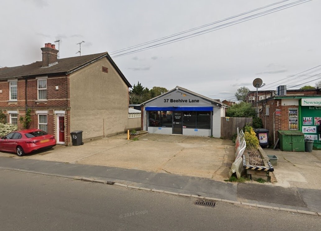 37 Beehive Ln, Chelmsford, ESS for Rent