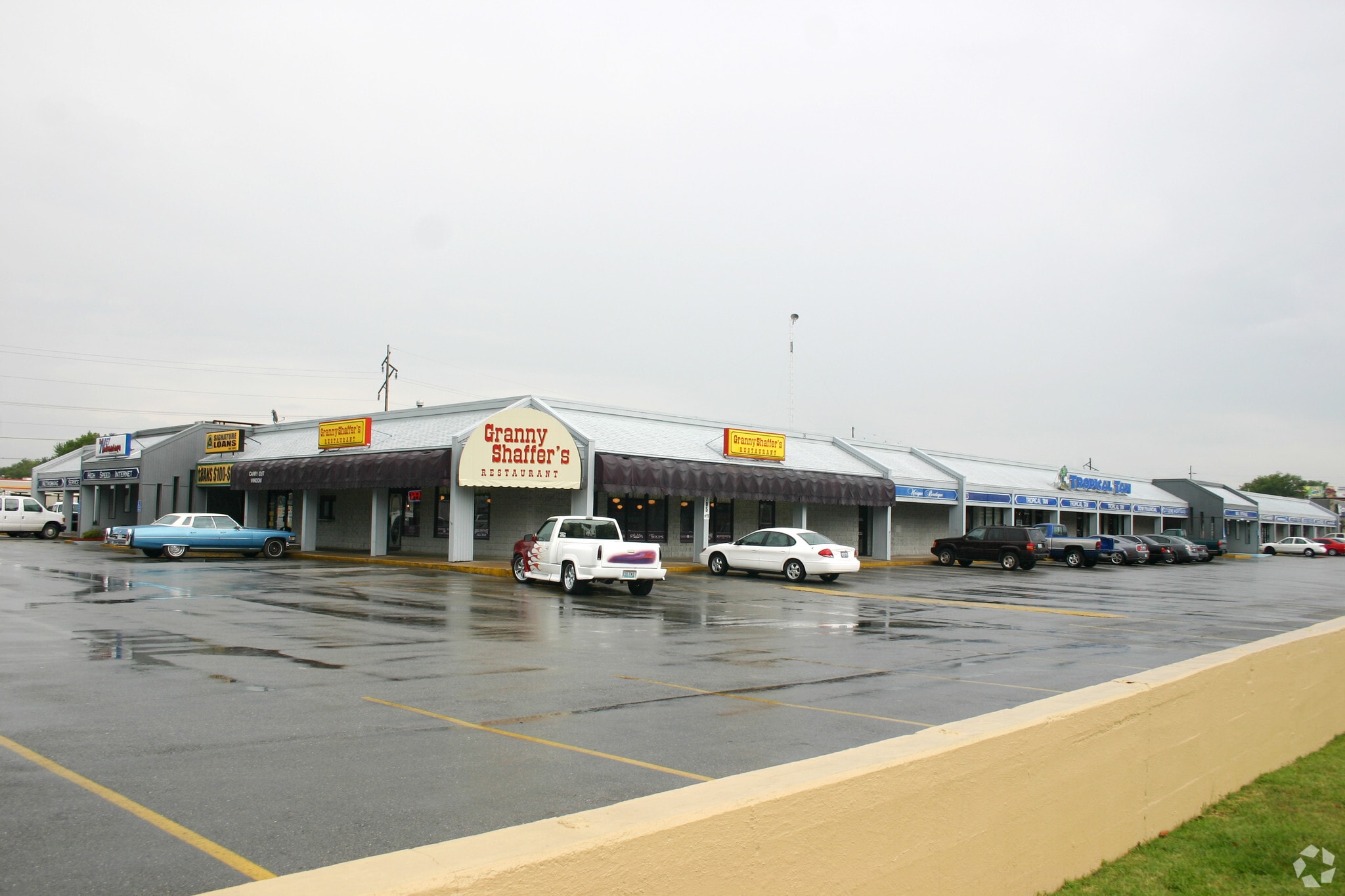 705 Illinois Ave, Joplin, MO for Rent