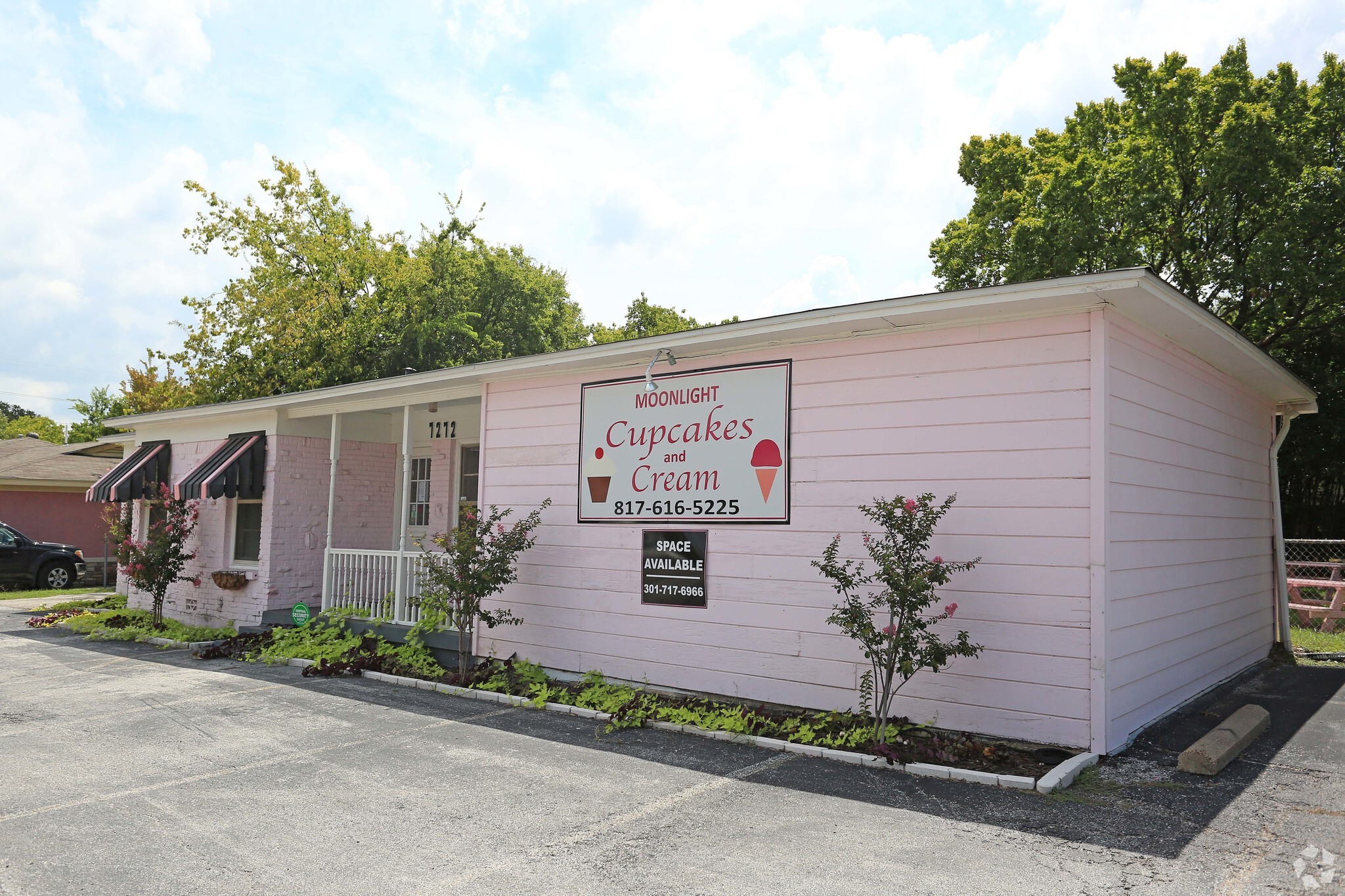 7272 Glenview Dr, North Richland Hills, TX for Sale