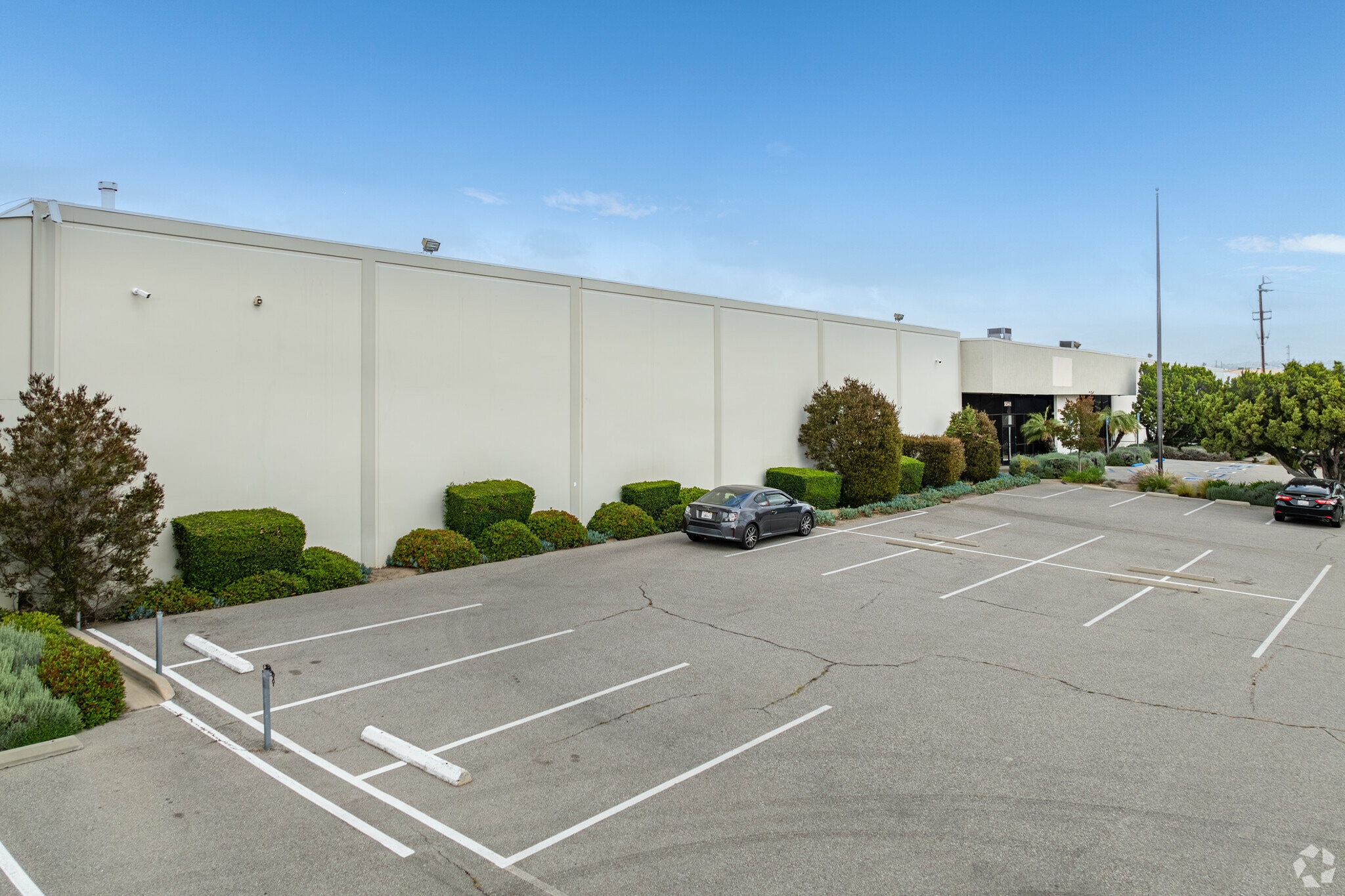 9541 Mason Ave, Chatsworth, CA for Rent