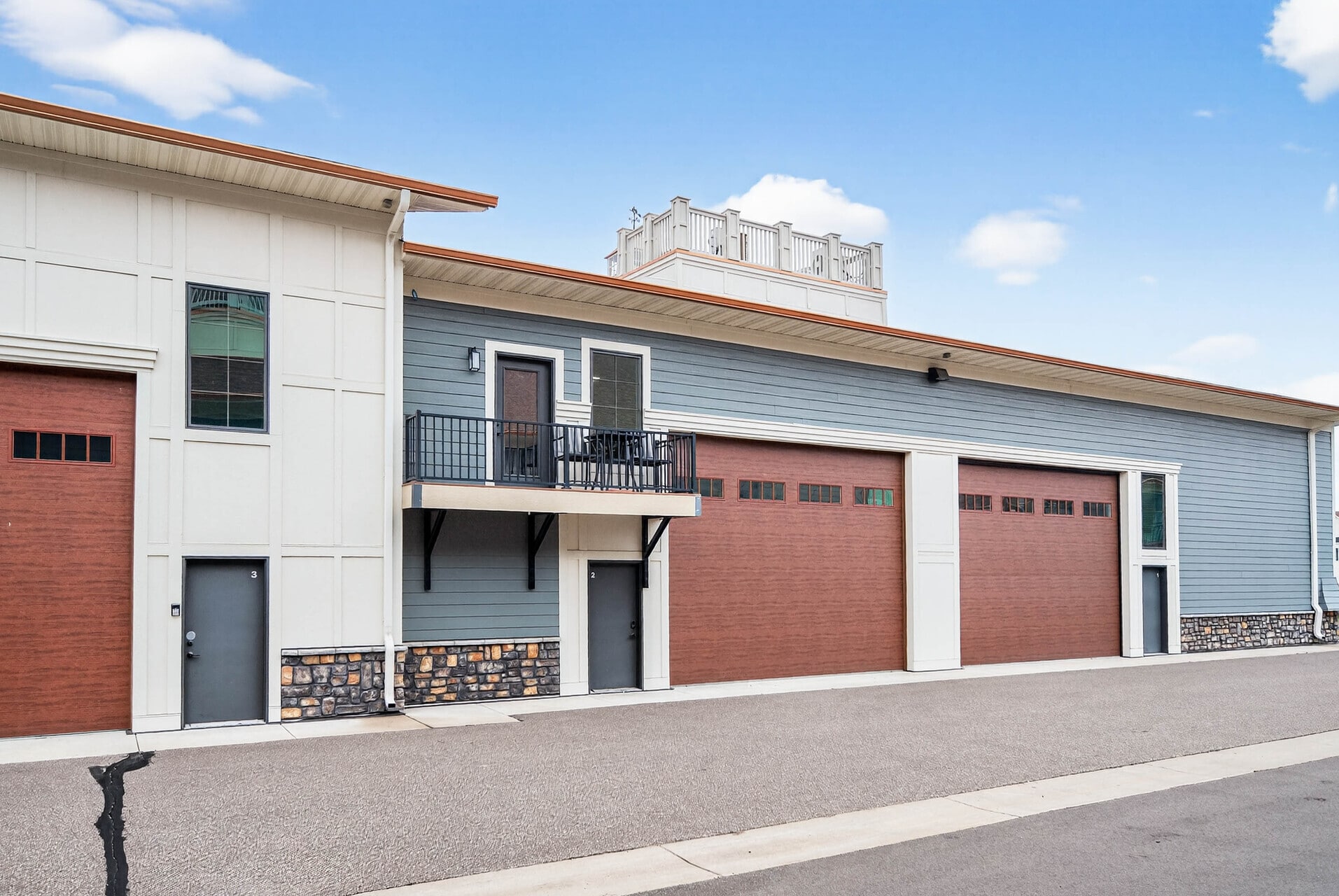 3620 Arrowhead #2 Dr, Medina, MN for Sale