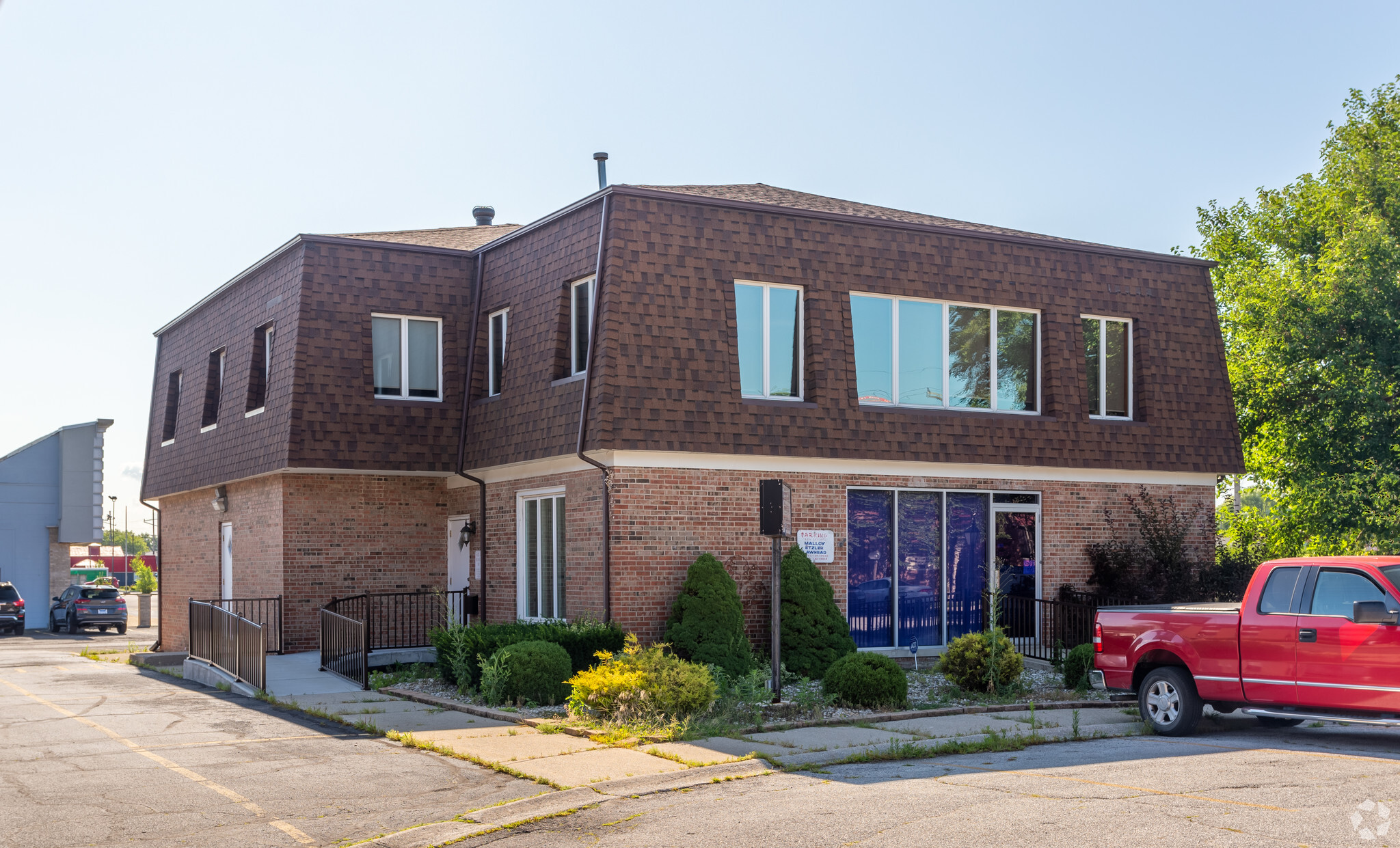 9635 Saric Ct, Highland, IN for Rent