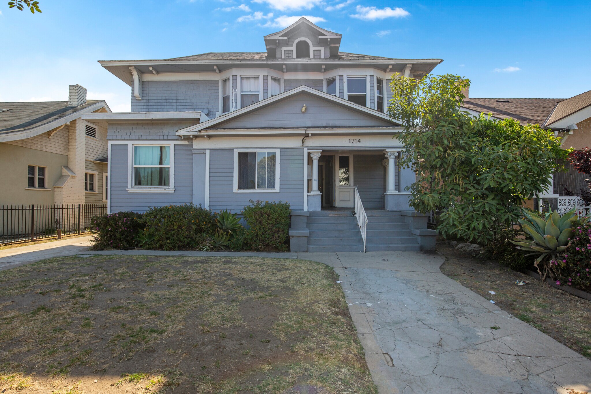 1714 3rd Ave, Los Angeles, CA for Sale