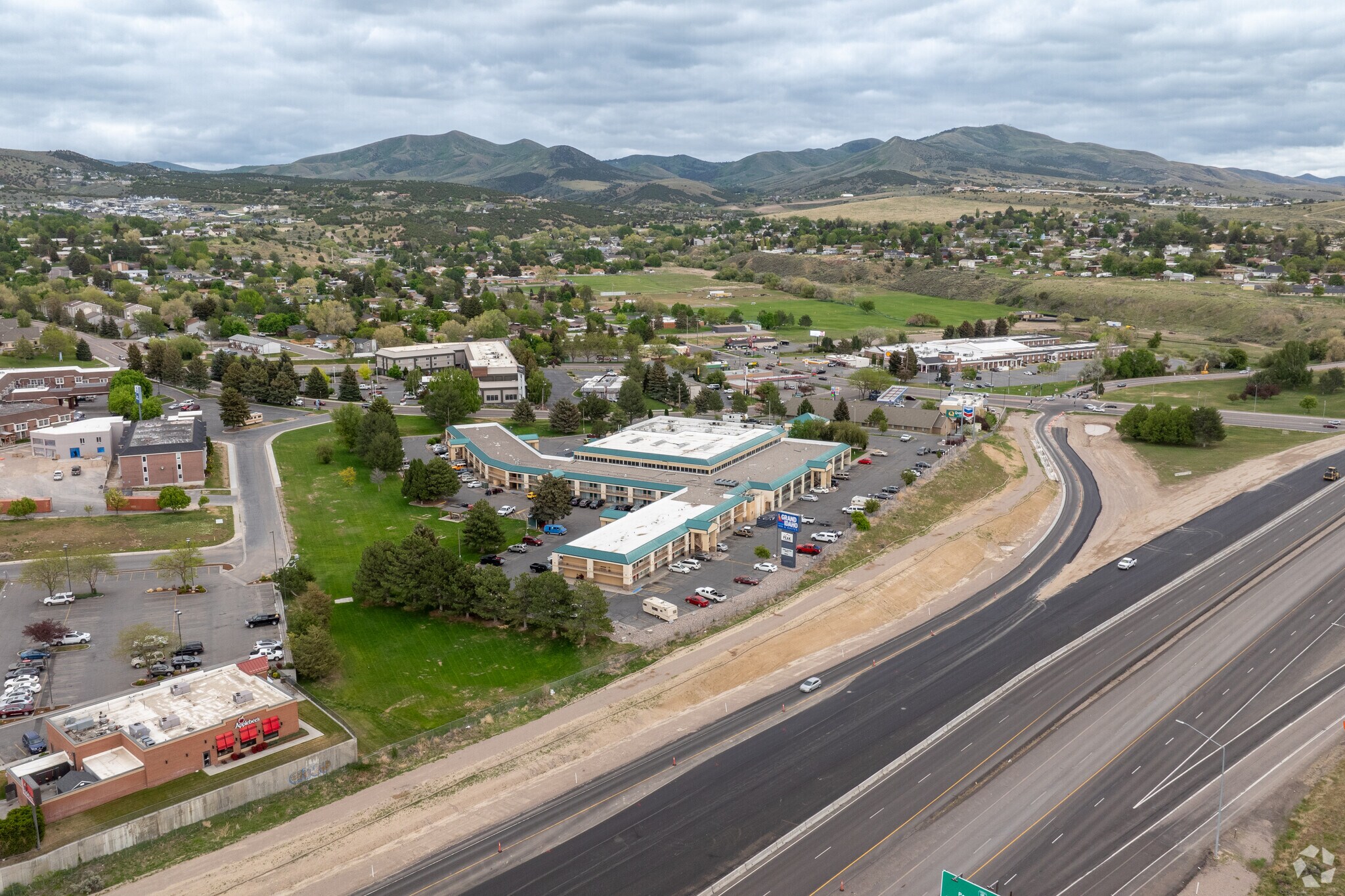 1399 Bench Rd, Pocatello, ID for Sale