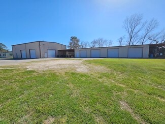 Kemah, TX Industrial - 304 Meadow Ln