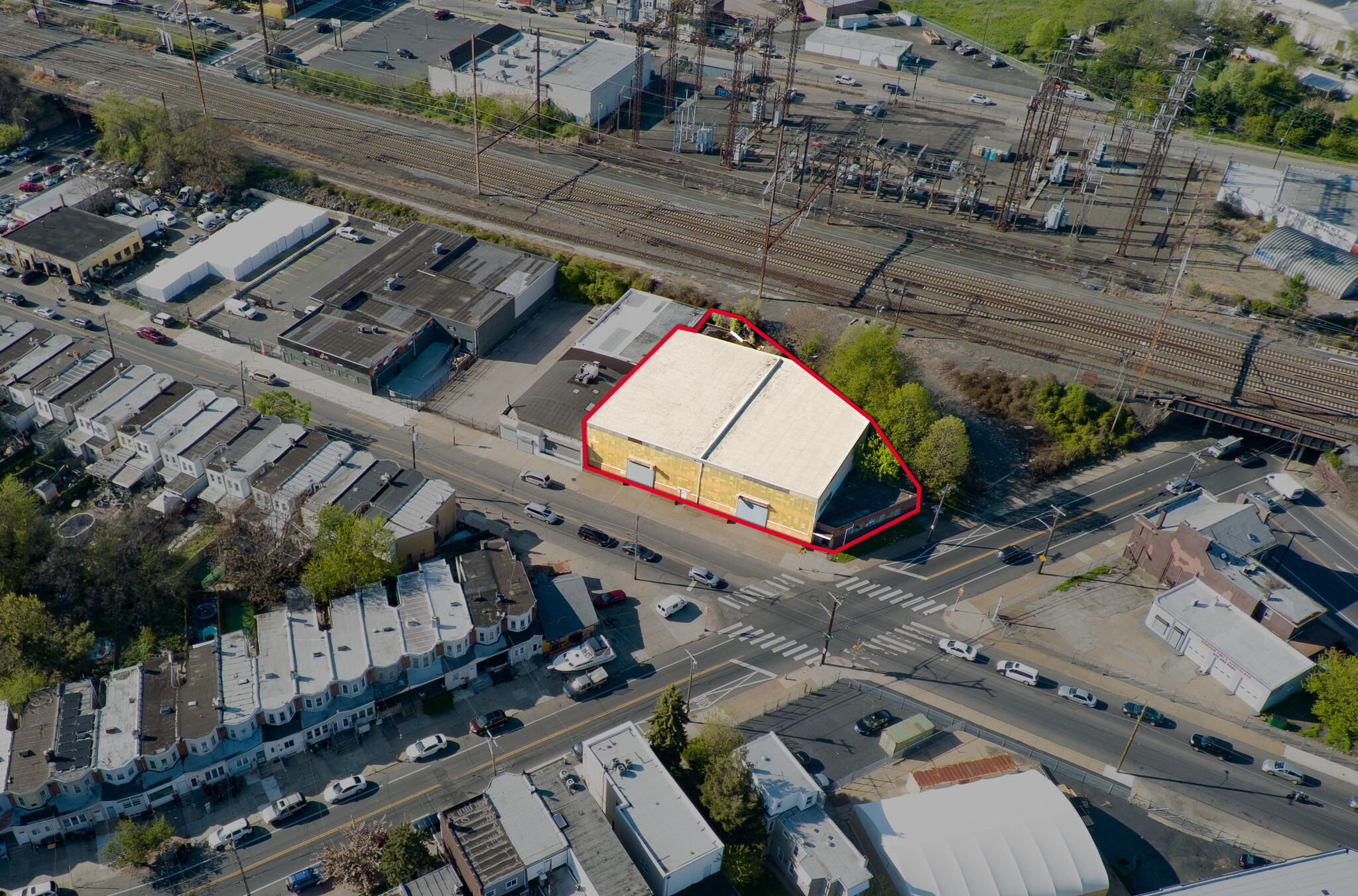 2065 E Glenwood Ave, Philadelphia, PA for Sale