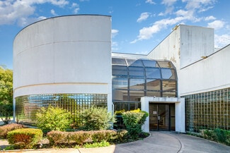 Cincinnati, OH undefined - 10190-10198 Springfield Pike