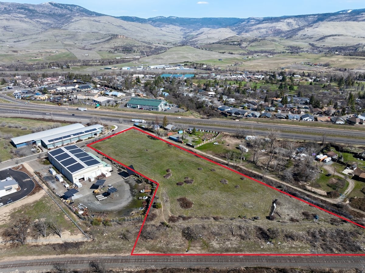 799 Jefferson Ave, Ashland, OR for Sale