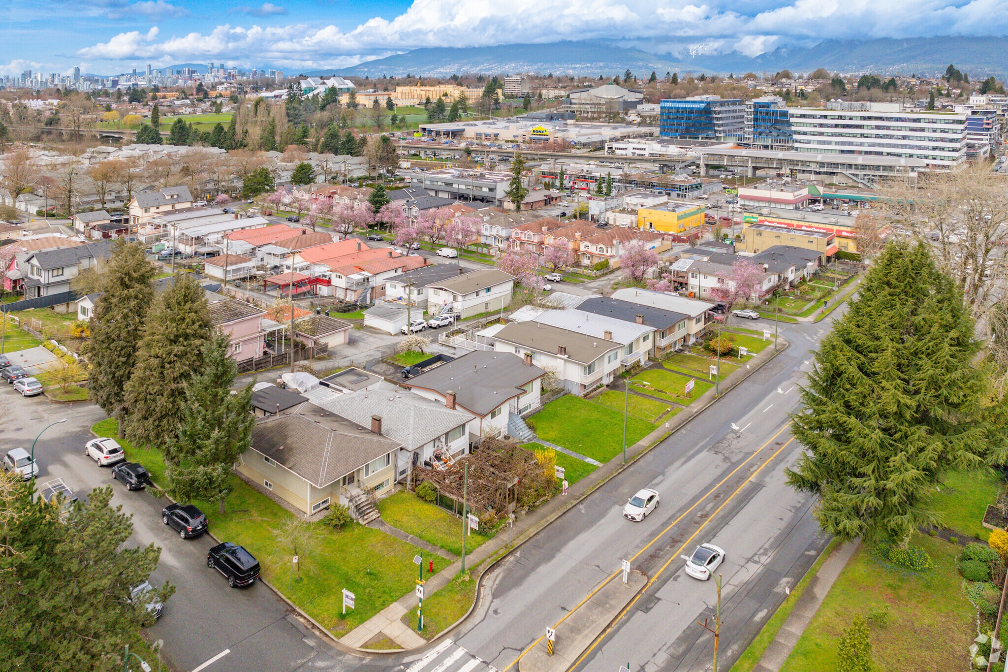 3005-3091 Renfrew St, Vancouver, BC for Sale