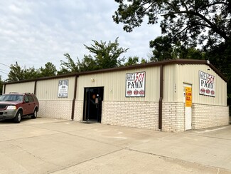 Morrilton, AR Storefront - 300 W Broadway St