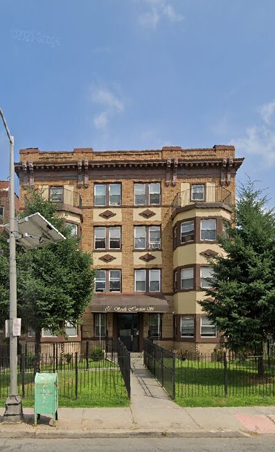 82 S Harrison St, East Orange, NJ for Sale