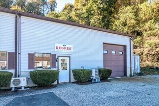 New Milford, CT Light Distribution - 50 S End Plz