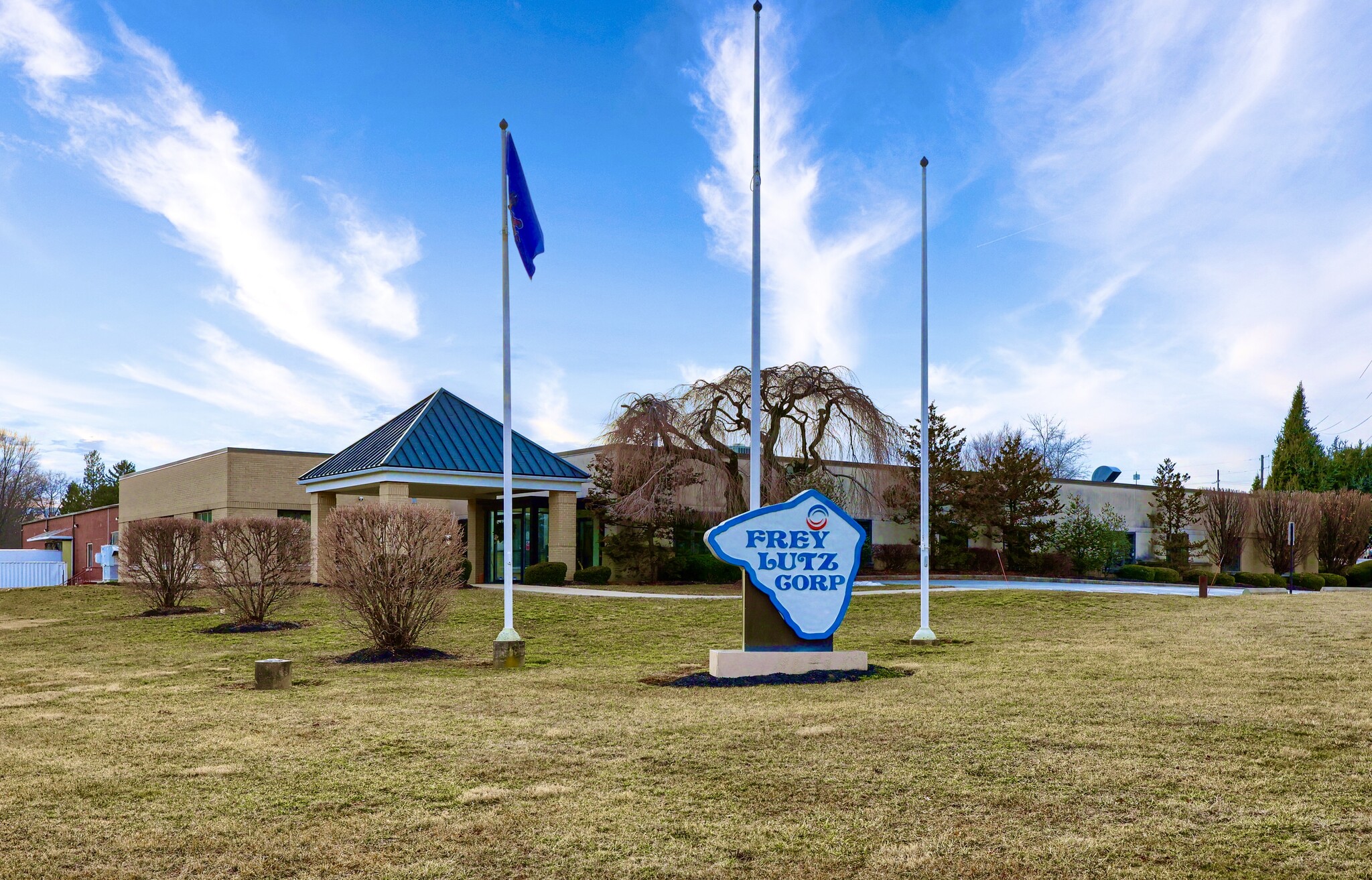 1195 Ivy Dr, Lancaster, PA for Sale