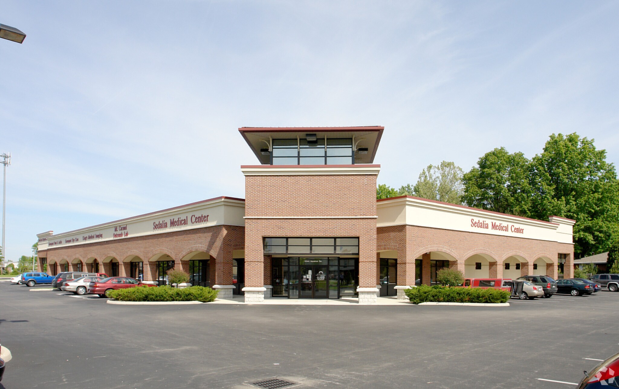 5323-5345 Hendron Rd, Groveport, OH for Rent