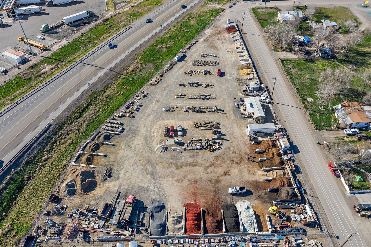 2090 NW 11th St, Ontario, OR for Sale