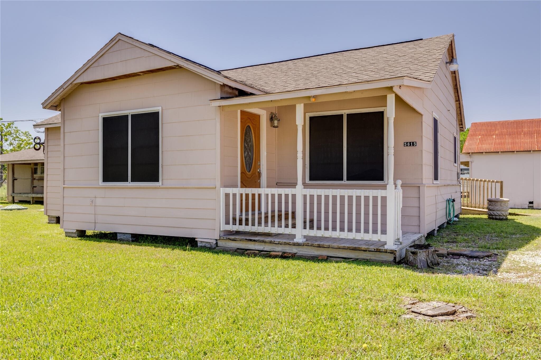 5615 John Martin Rd, Baytown, TX for Sale