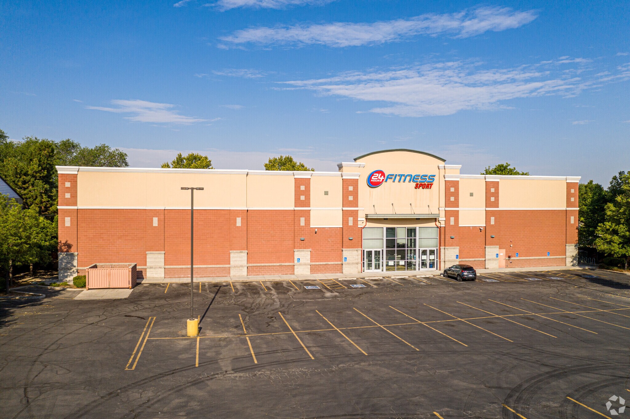 5684 S 900 E Salt Lake City, UT 84121 Retail Property for Lease on