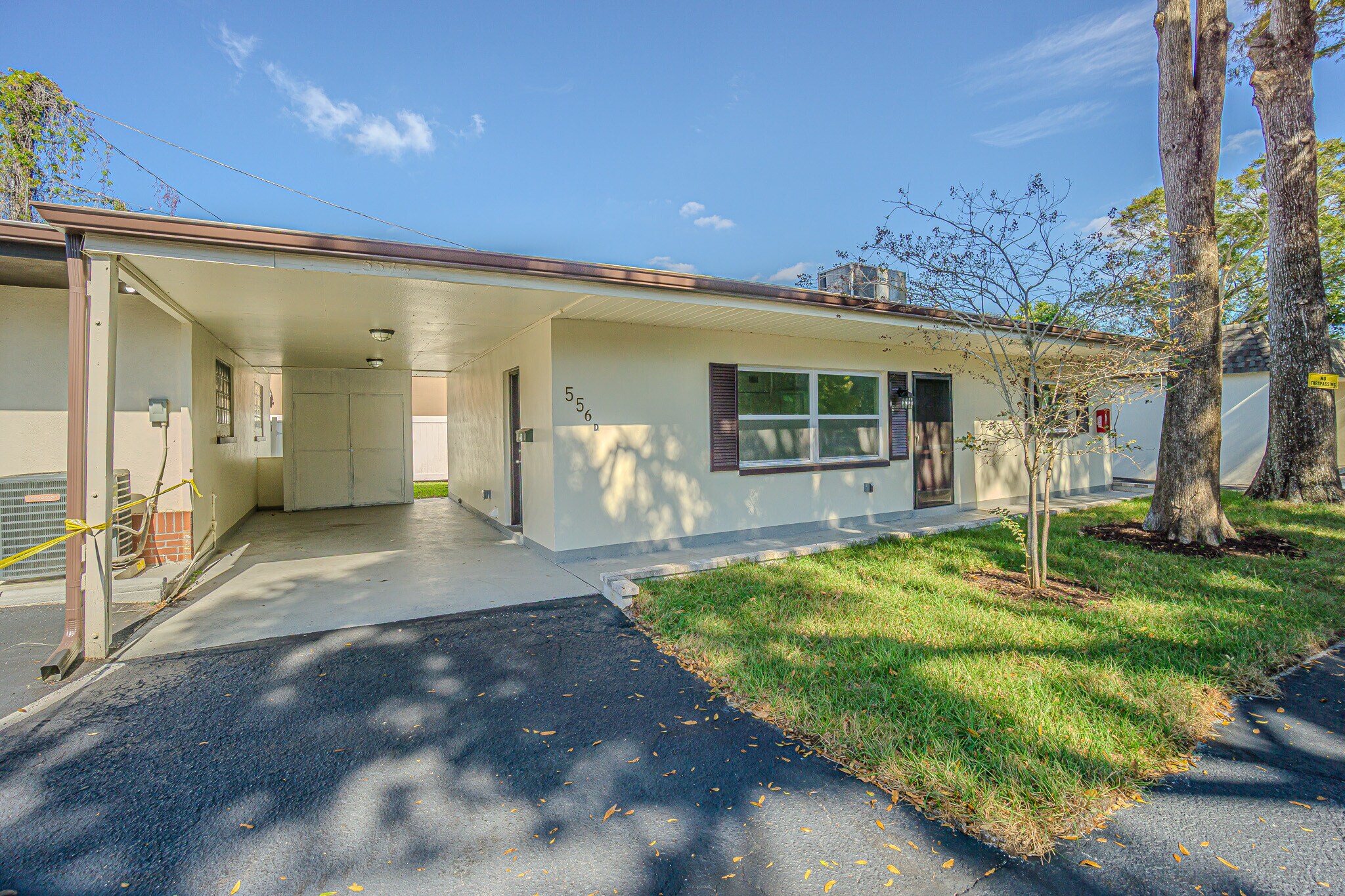 556-558 Clearwater Largo Rd, Largo, FL for Rent