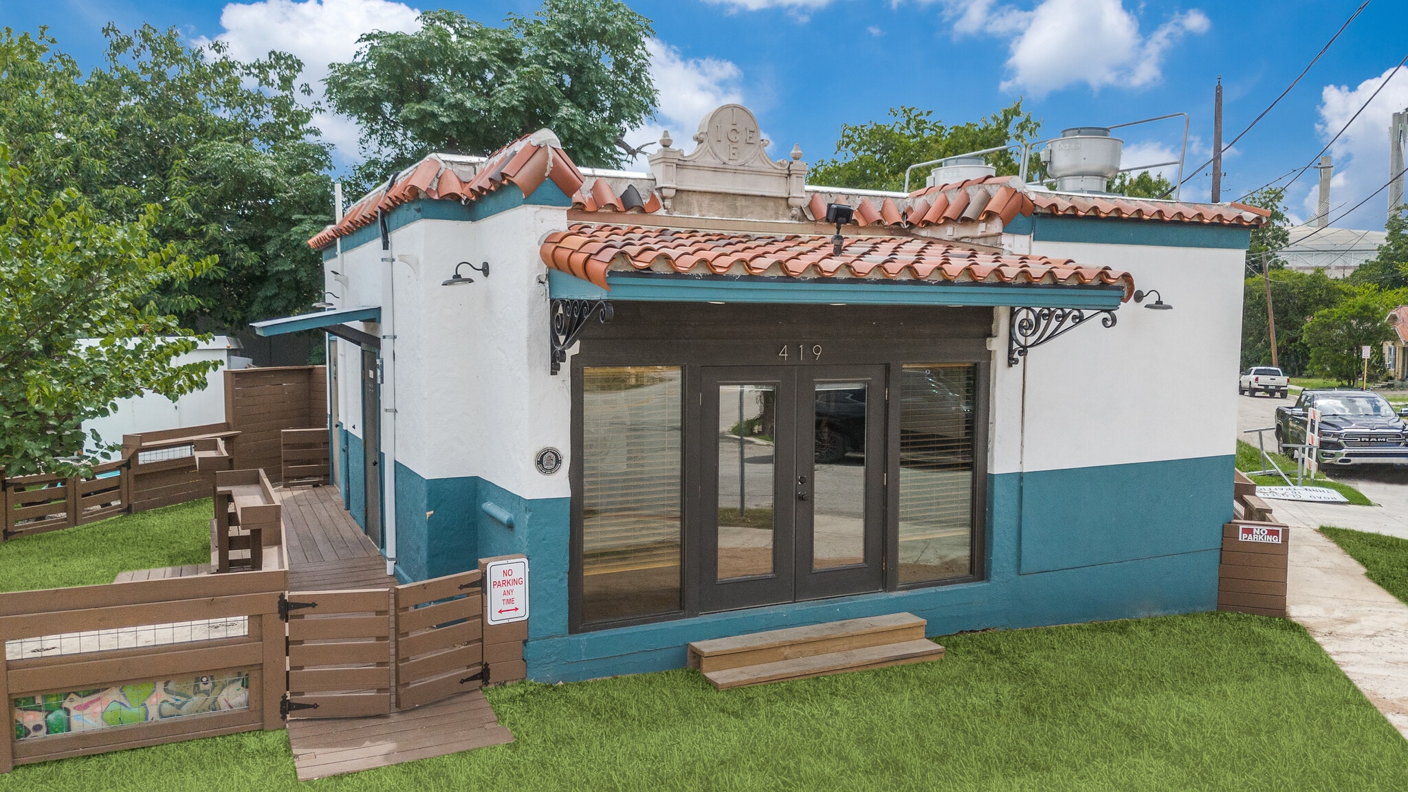 419 N Hackberry St, San Antonio, TX for Sale