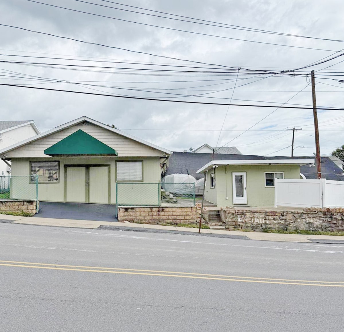 1010 W Lackawanna Ave, Blakely, PA for Sale