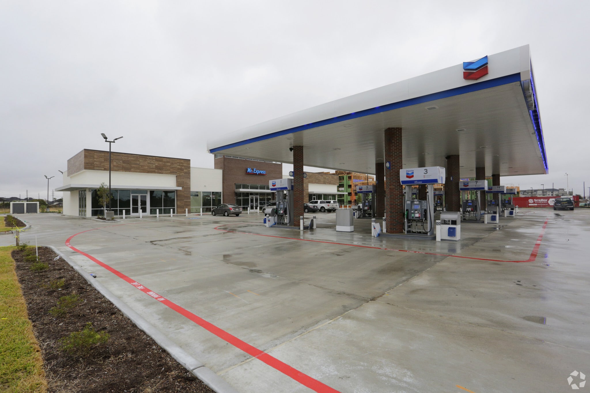 2404 Greenhouse Rd, Houston, TX for Sale