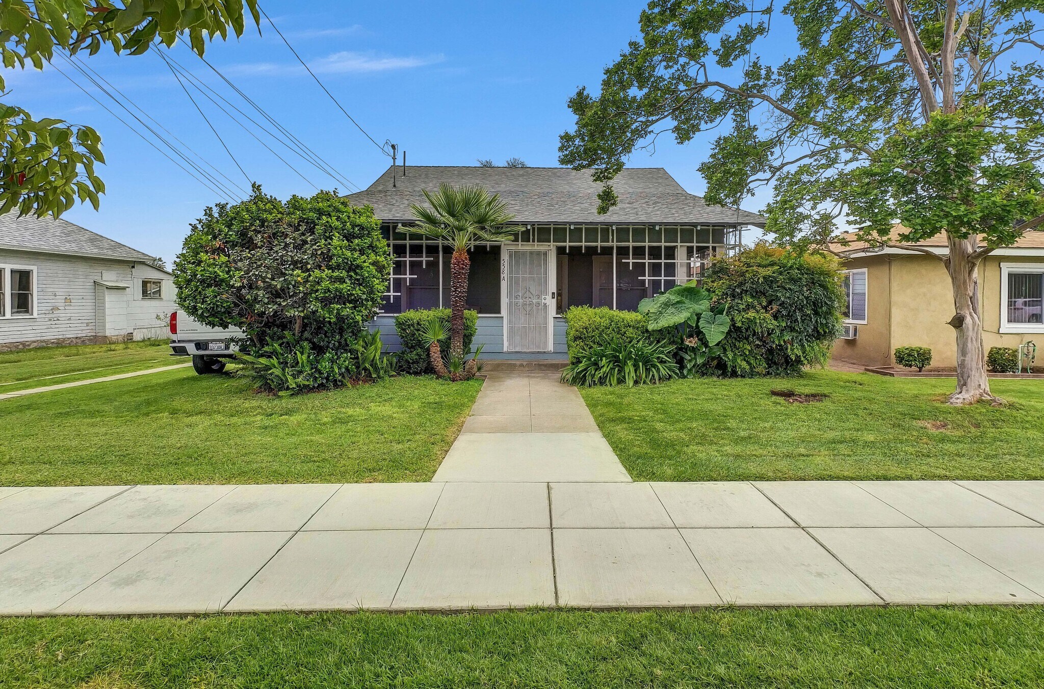 558 E 9th St, Upland, CA for Sale