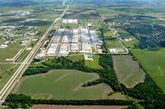 Topeka, KS Industrial - 402 University Blvd