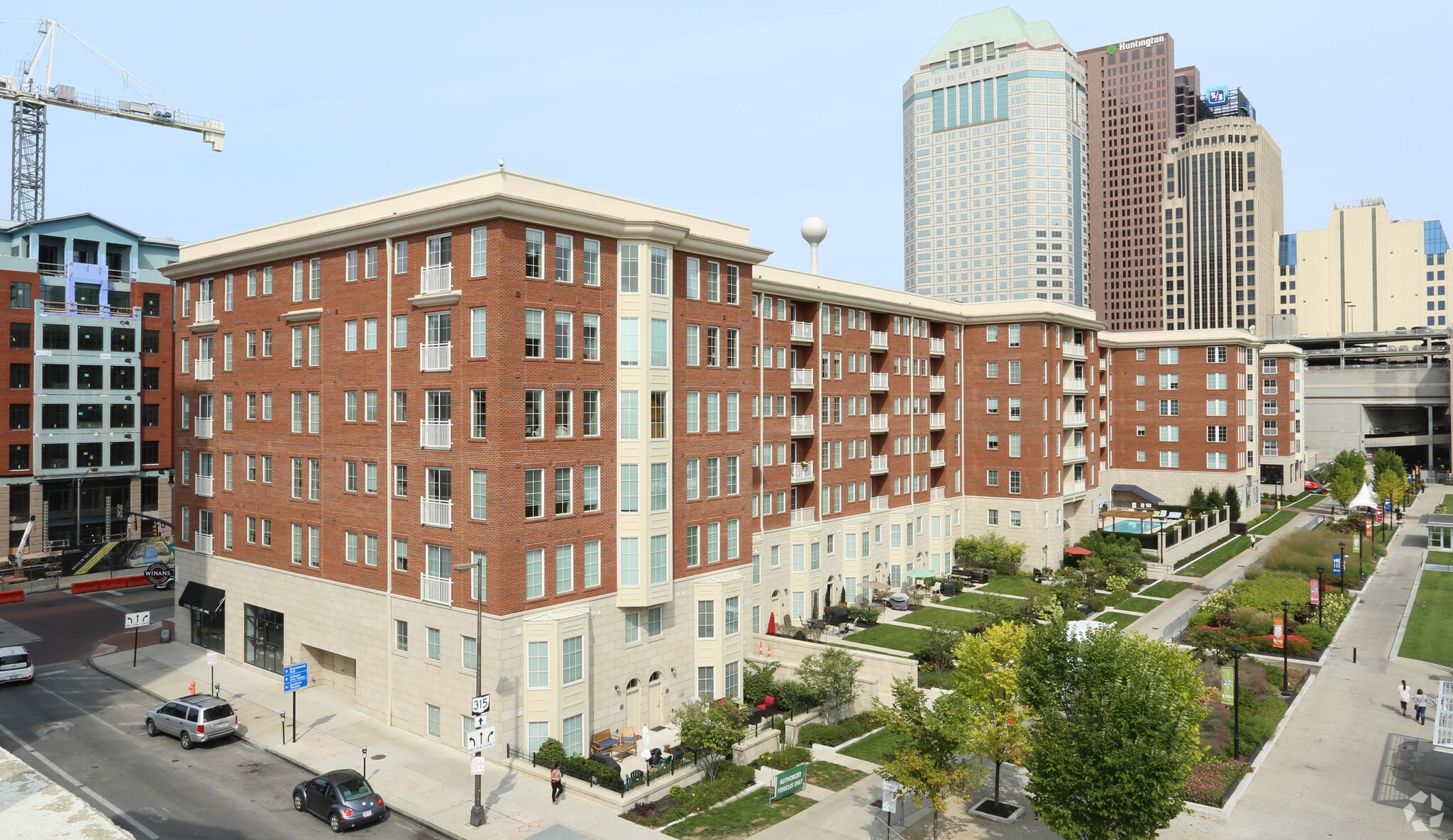 150-190 S High St, Columbus, OH for Rent
