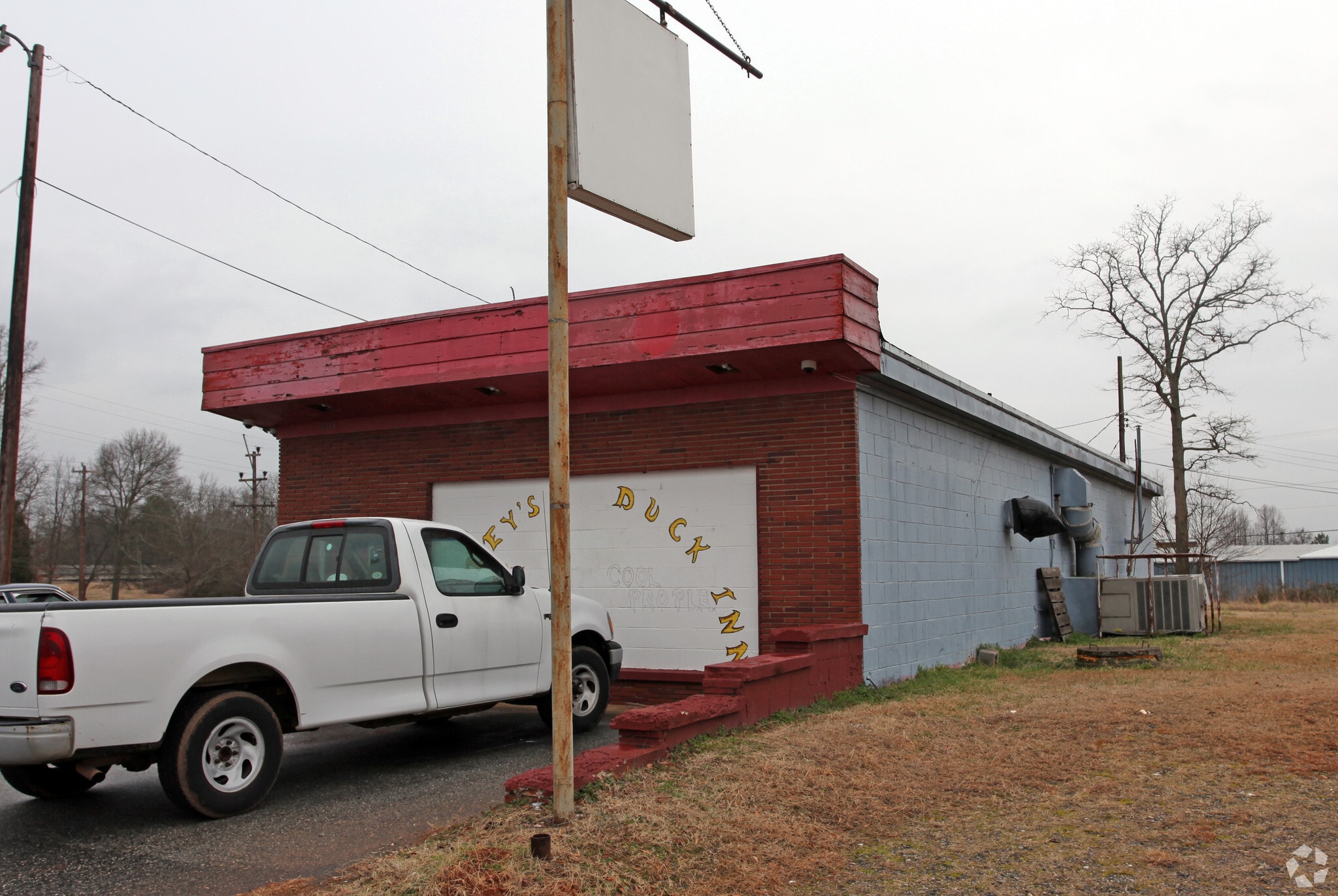 403 Old Spartanburg Hwy, Wellford, SC for Sale