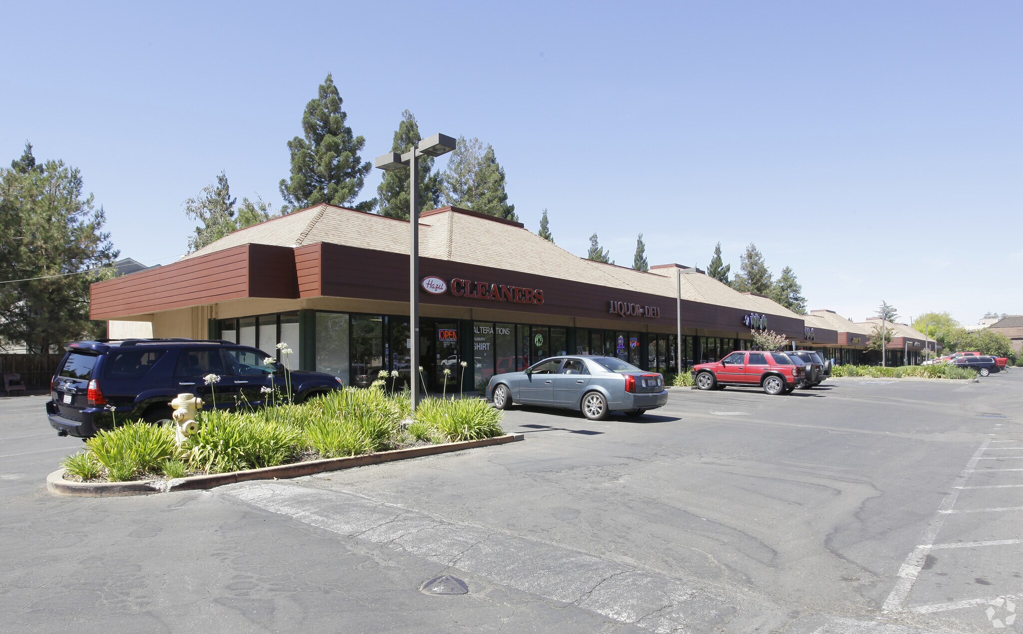 4309-4347 Hazel Ave, Fair Oaks, CA for Rent