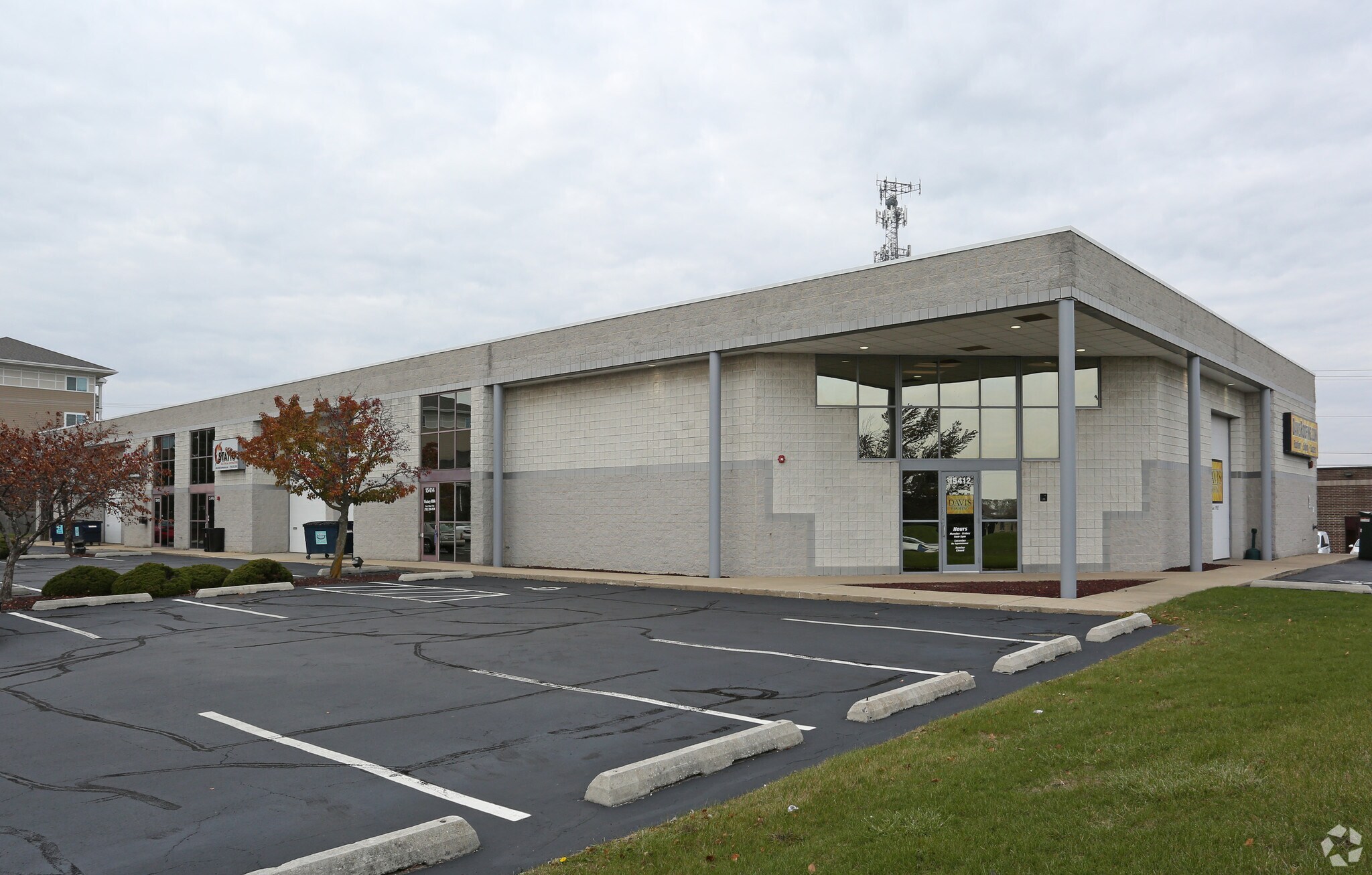 15416-15420 S 70th Ct, Orland Park, IL for Rent