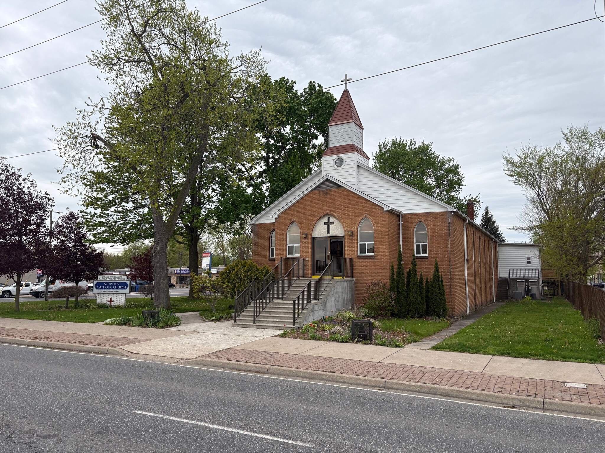 5885 Malden Rd, Lasalle, ON for Sale