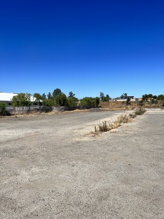 Ramona, CA Industrial Land - 514 Maple St