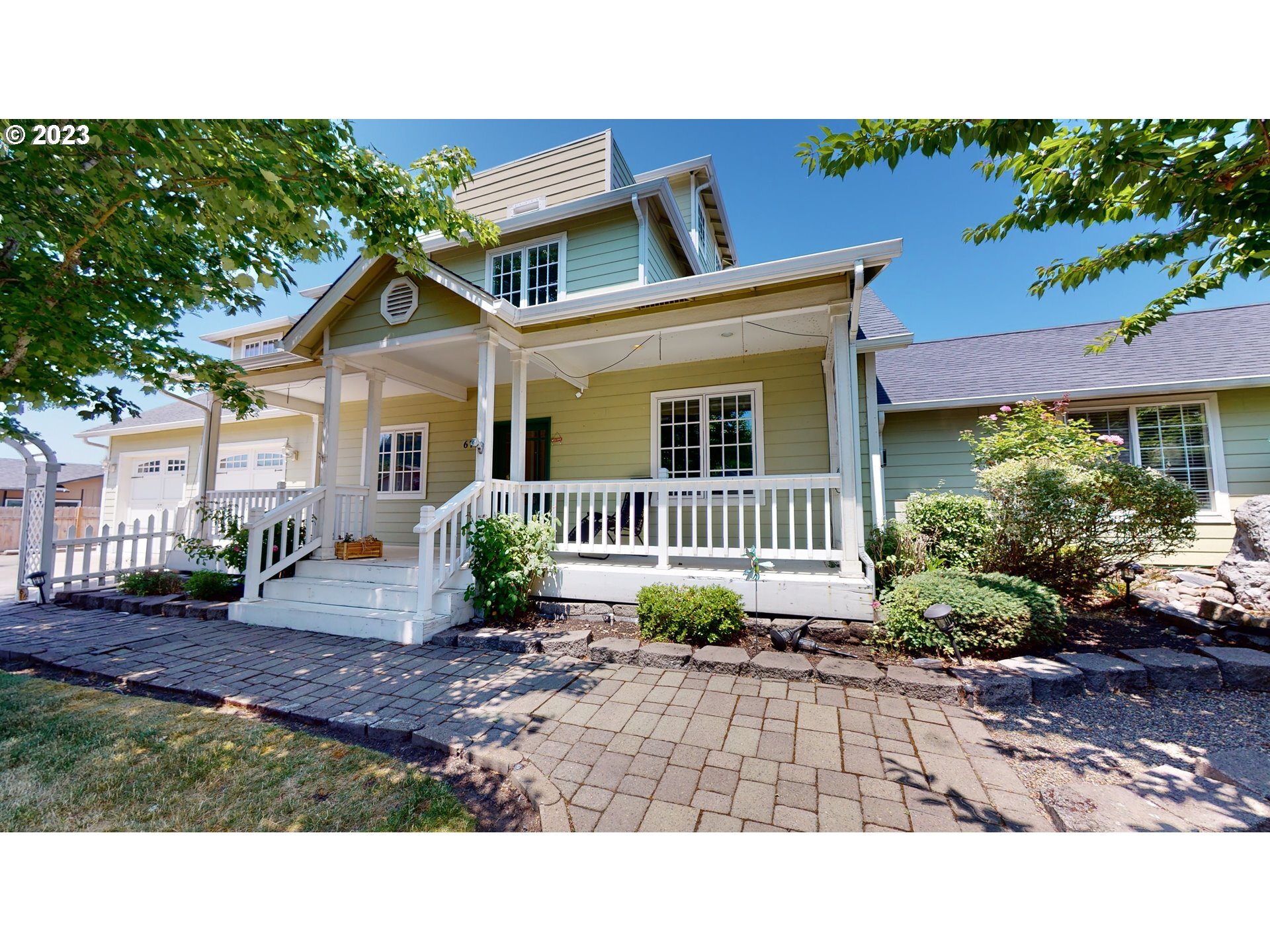 250 68th St, Springfield, OR for Sale