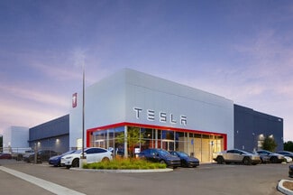 Valencia, CA Auto Dealership - 24050 Creekside Rd