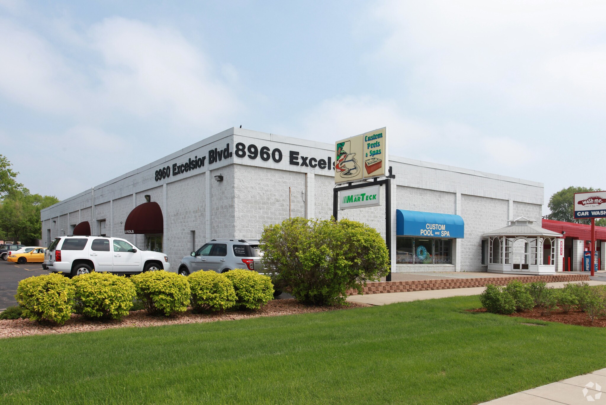 8960 Excelsior Blvd, Hopkins, MN for Rent