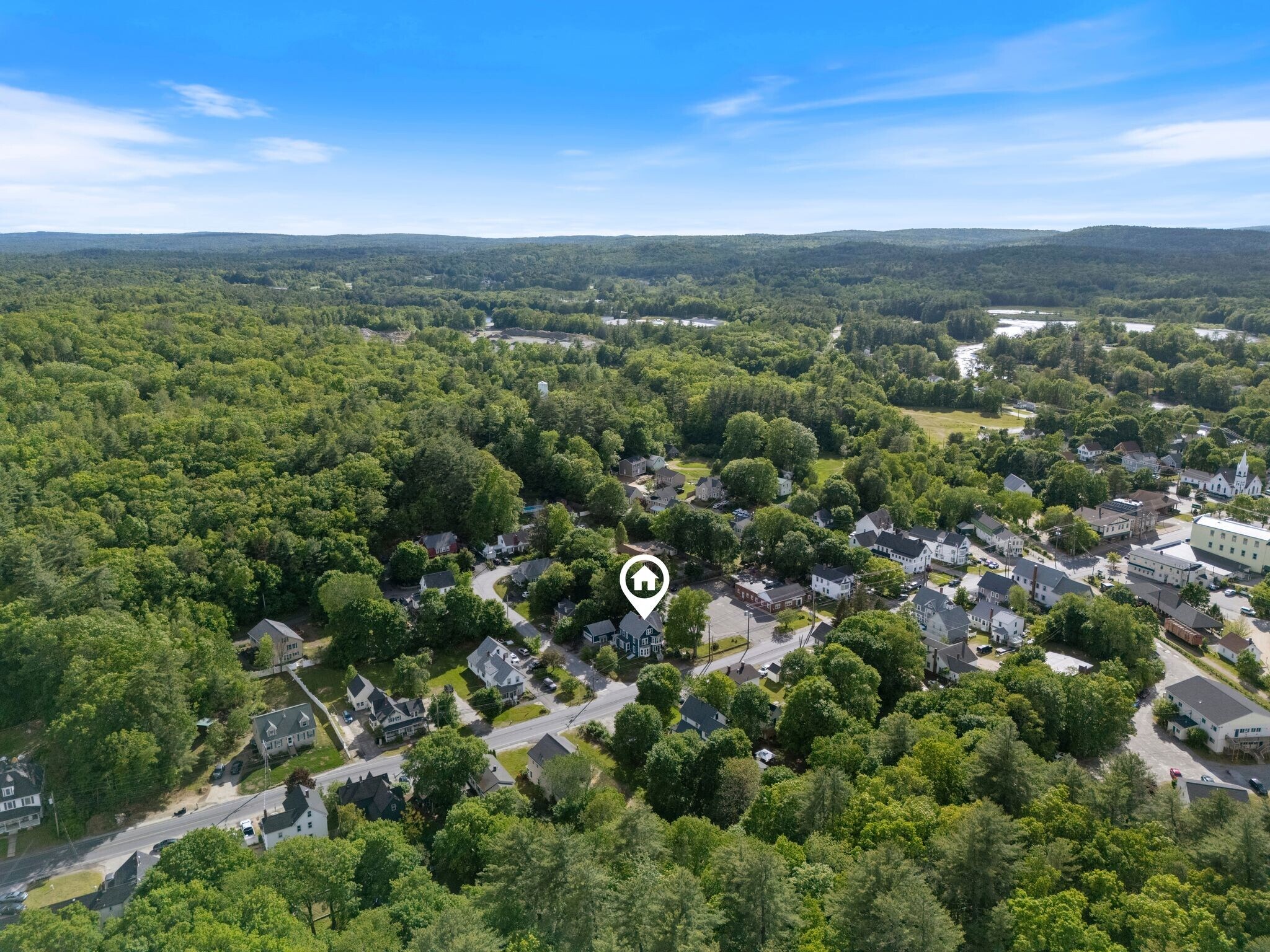 81 Main St, Raymond, NH for Sale