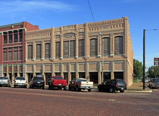 Denison, TX Office - 301-305 W Woodard St