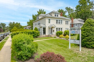 West Hartford, CT undefined - 820 Farmington Ave