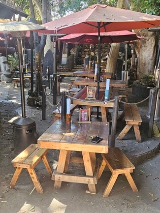 North Hollywood, CA Restaurant - 11026 Magnolia Blvd