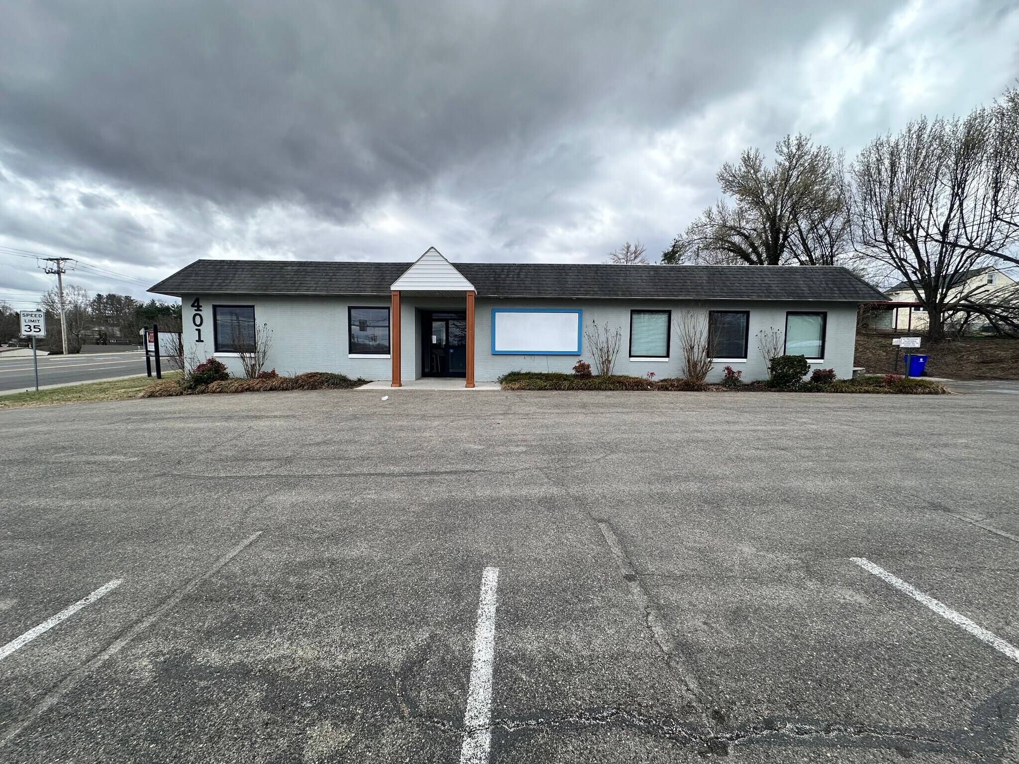 401 Depot St NW, Christiansburg, VA for Sale