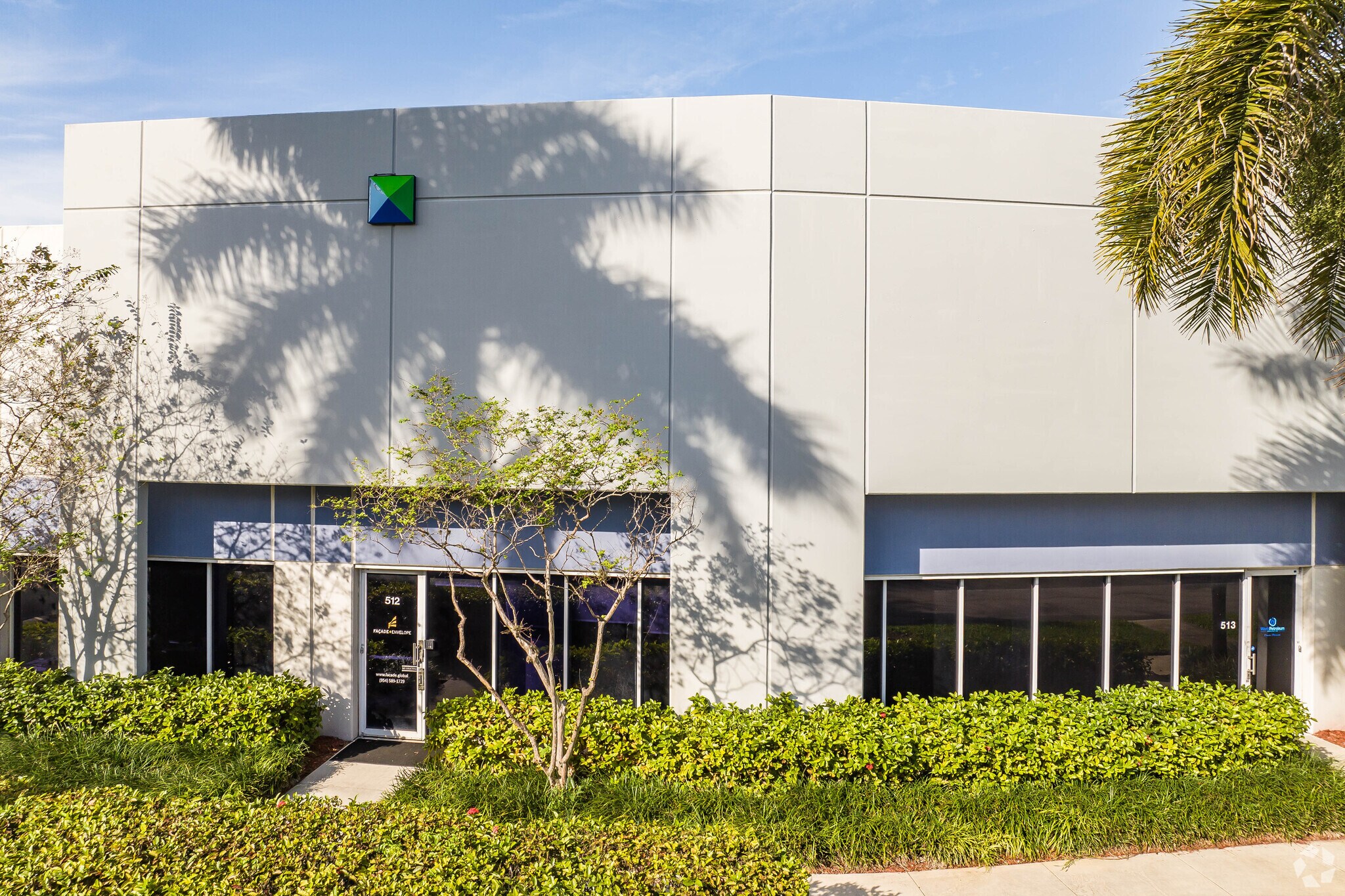 43504380 Oakes Rd Davie, FL 33314 Industrial Park Property for Lease