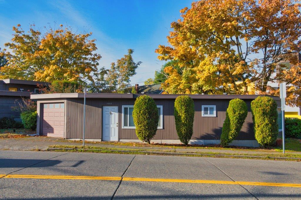 3807 Linden Ave N, Seattle, WA for Sale