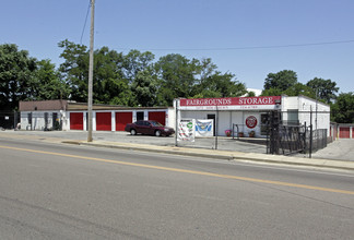 Memphis, TN Self-Storage Facilities - 2472 Southern Ave